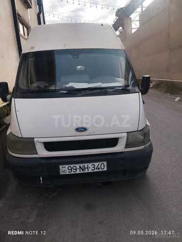 Ford Transit-1