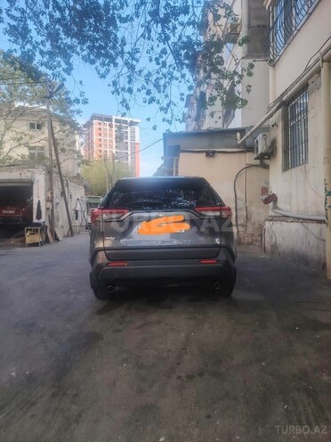 Toyota RAV4-2