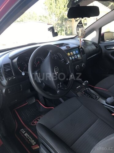 Kia Cerato-7