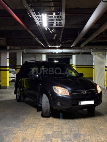 Toyota RAV4-1
