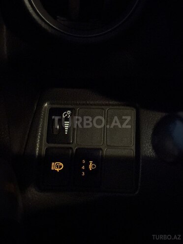 Toyota RAV4-13