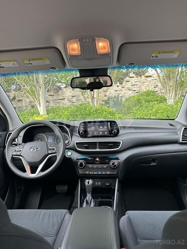 Hyundai Tucson-12