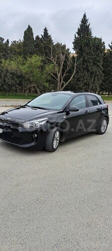 Kia Rio-2