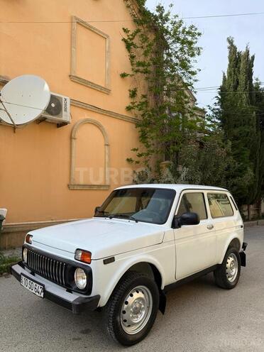 LADA (VAZ) Niva-2