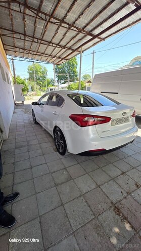 Kia Cerato-9