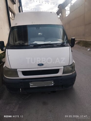 Ford Transit-6