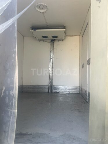 Ford Transit-9