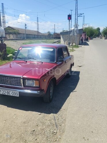 LADA (VAZ) 2107-5