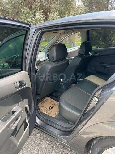 Opel Astra-10