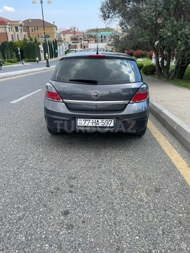 Opel Astra-2