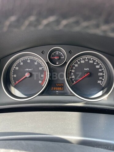 Opel Astra-13