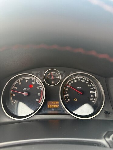 Opel Astra-17