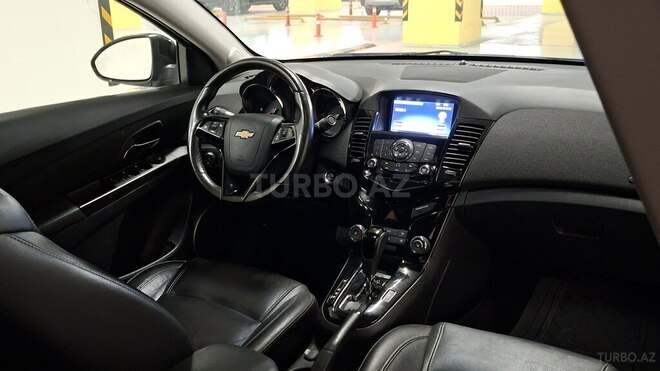 Chevrolet Cruze-9