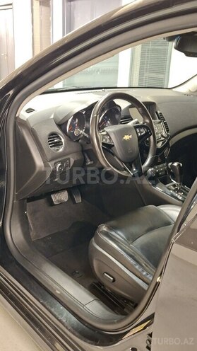 Chevrolet Cruze-13