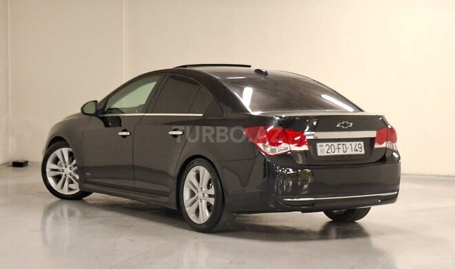 Chevrolet Cruze-4
