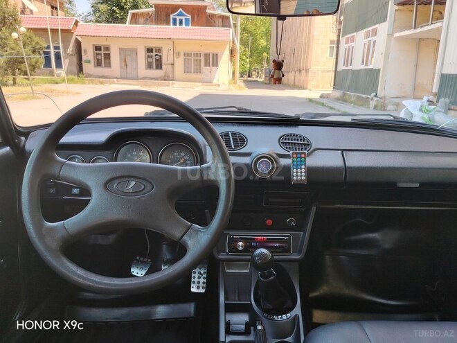 LADA (VAZ) 2106-7