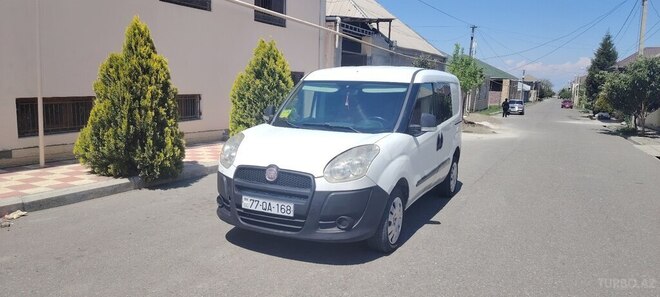 Fiat Doblo-2