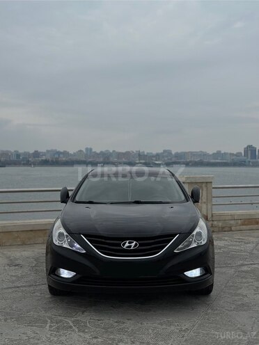 Hyundai Sonata-3