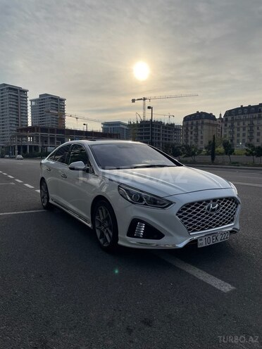 Hyundai Sonata-3