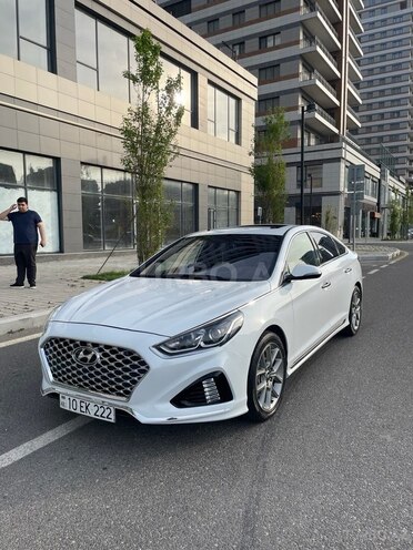 Hyundai Sonata-1