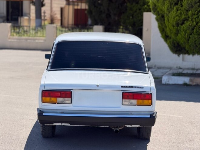 LADA (VAZ) 2107-4