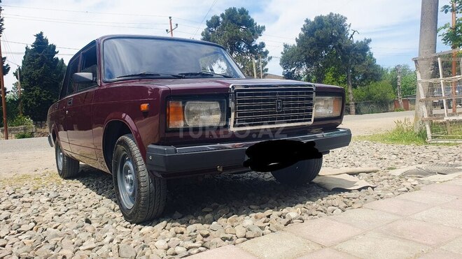 LADA (VAZ) 2107-1