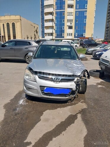Hyundai Elantra-7