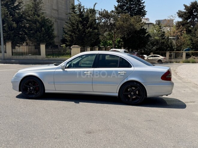 Mercedes E 220-18
