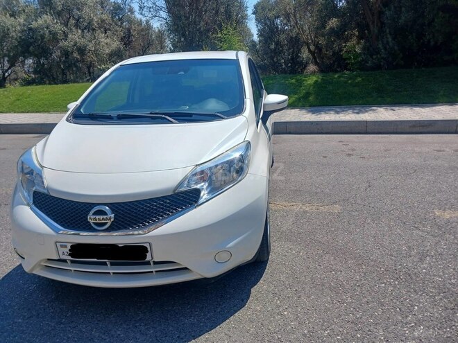 Nissan Note-1