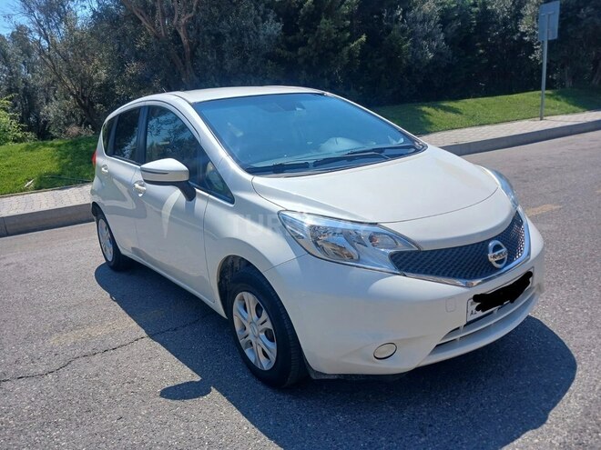 Nissan Note-2