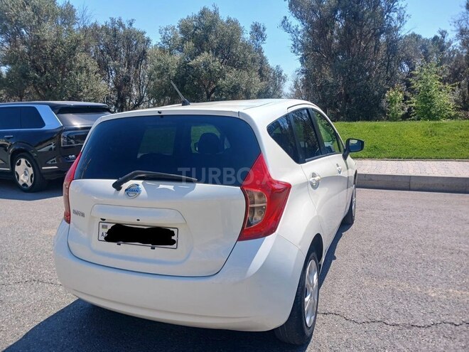 Nissan Note-5