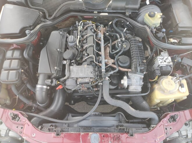 Mercedes E 220-9