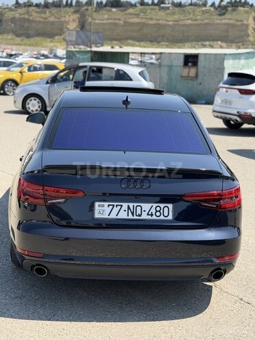 Audi A4-2