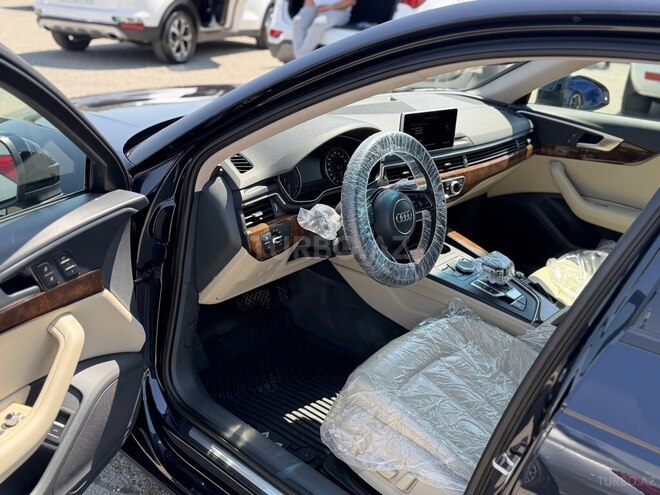 Audi A4-3
