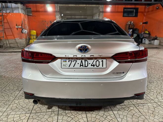 Toyota Camry-4