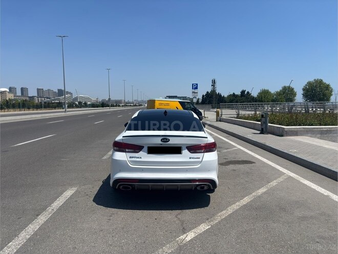 Kia Optima-2
