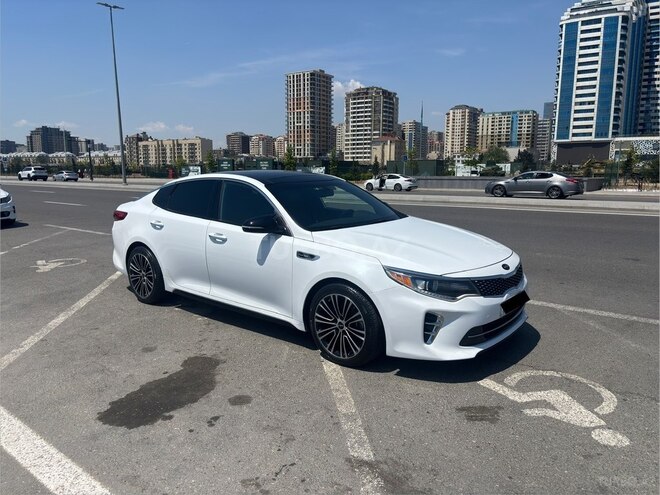 Kia Optima-4
