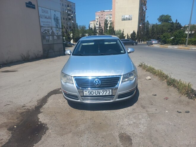 Volkswagen Passat-1