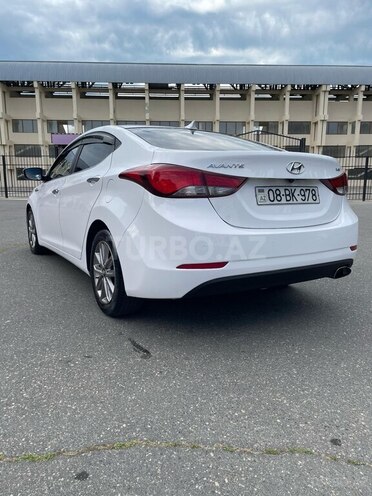 Hyundai Avante-4