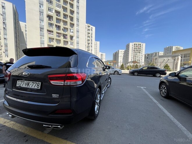 Kia Sorento-11
