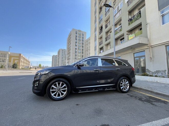 Kia Sorento-5