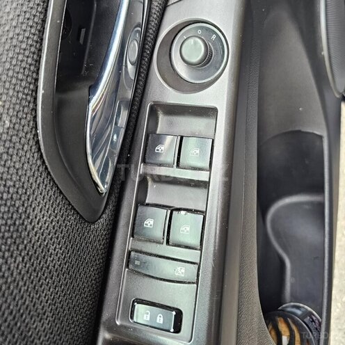 Chevrolet Cruze-5