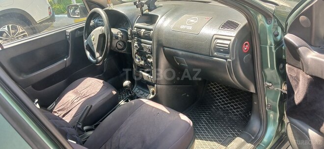 Opel Astra-13