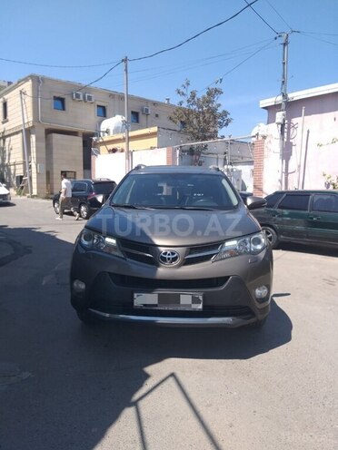 Toyota RAV4-1