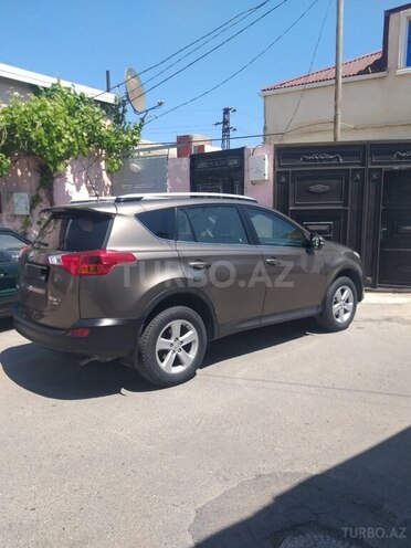 Toyota RAV4-2