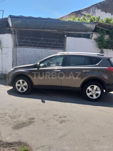 Toyota RAV4-5
