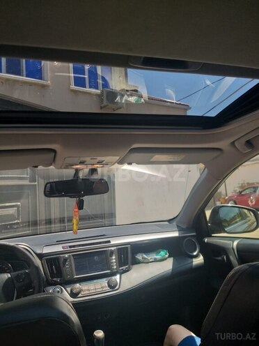 Toyota RAV4-7