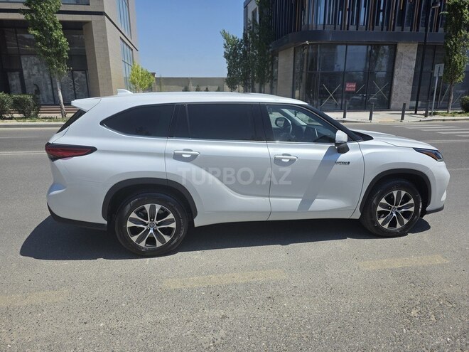 Toyota Highlander 2023, 19,000 km - 2.5 л - Bakı