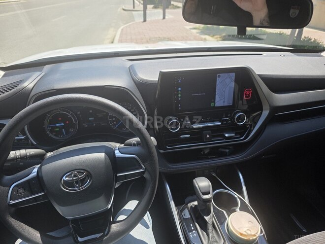 Toyota Highlander 2023, 19,000 km - 2.5 л - Bakı