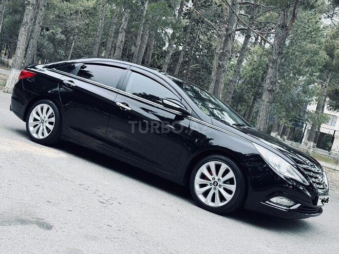Hyundai Sonata-6